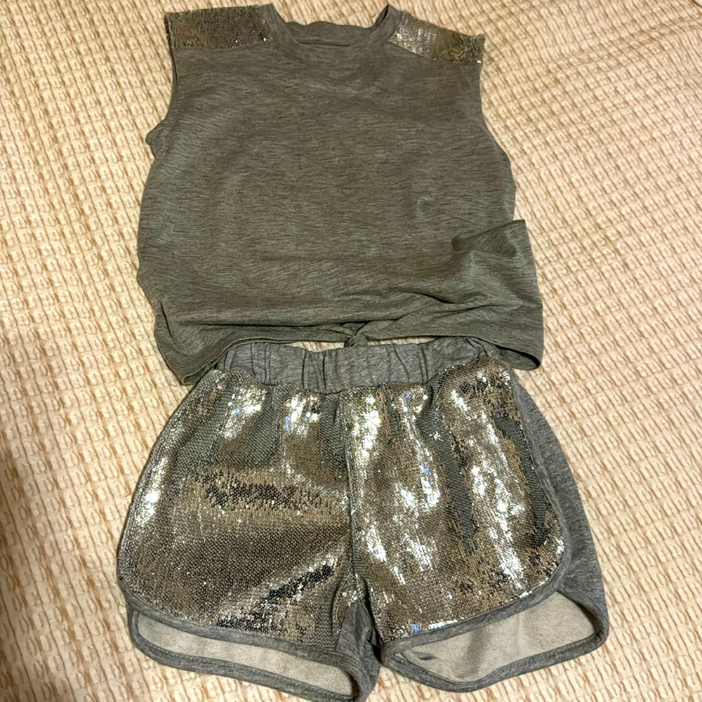 Adorable grey matching shirt set .